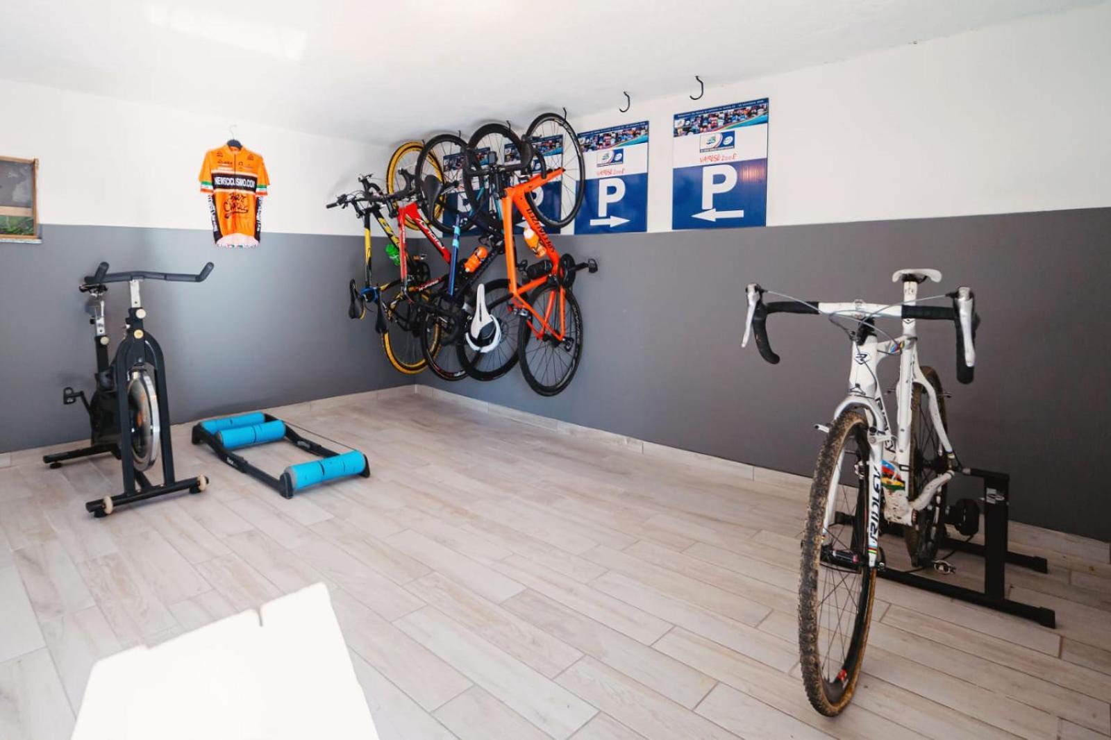 Casa Charlie Apartment Arcisate Luaran gambar