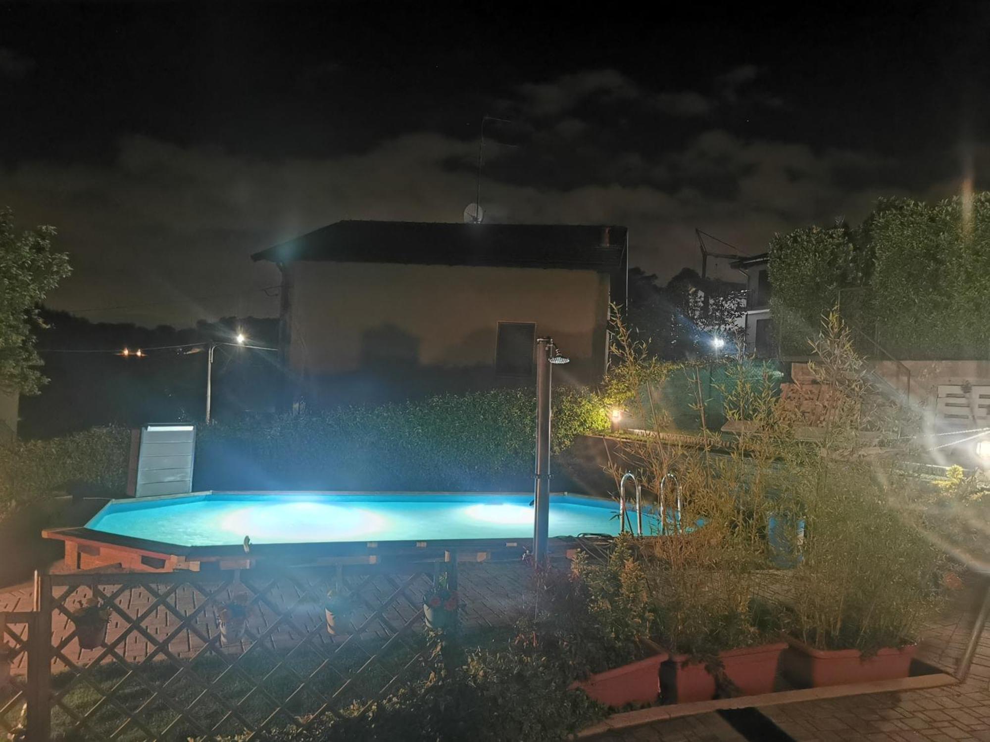 Casa Charlie Apartment Arcisate Bilik gambar
